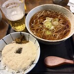 高橋家 - 「かけそば（750円）」と「小盛り麦とろろめし（600円）」