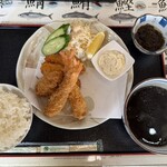 名護漁港水産物直販所（食堂） - 料理写真:
