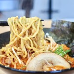 ラーメンろくでなし - 味噌ラーメン赤
