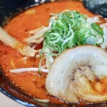 ラーメンろくでなし - 味噌ラーメン赤