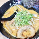 ラーメンろくでなし - 味噌ラーメン白