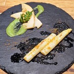 ゼニバキッチン - 【季節の温菜】 ホワイトアスパラと筍のソテー