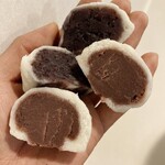 松屋 - それぞれの断面。手前が上用、奥が田舎上用