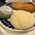 ベーカリー ピカソ - バター薫るハッピーメロンパン　280円