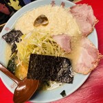 壱発ラーメン - 中学生男子が飲むように食べれてしまう魅惑のネギとろラーメン。おそろしい！みんな大好きです
