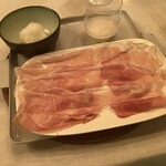 リストランテ ハナタニ - コース料理の２品目「ペルシュウ(生ハム 23ヶ月熟成)定食」