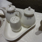 筑紫樓 - 黒酢、醤油