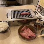 深川焼肉ホルモン蔵