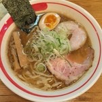 らーめん心繋 - 濃厚しょうゆ大盛り