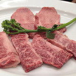 みょうが屋 - 神の肉  サガリやばい