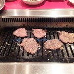 千里 - 焼き焼き中