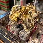 かき小屋 飛梅 - 焼き牡蠣:旨味たっぷりでした