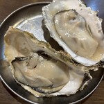 かき小屋 飛梅 - 生牡蠣:プリプリです、臭み0でした