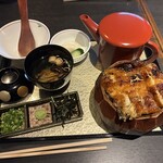 炭燒鰻魚・雞肉 登河 - 