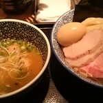 麺屋一燈 - 特製濃厚魚介つけ麺1100円+大盛100円