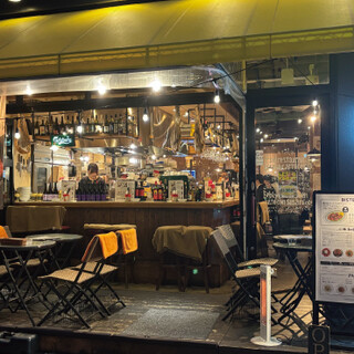 カルニセリア_1