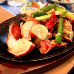 勝しん - 2015.2
      オマールエビのスタミナ焼き