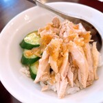 台湾菜館 - 大腸麺線と鶏肉飯のセット