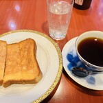 Le Premier Cafe - モーニング（バタートースト）