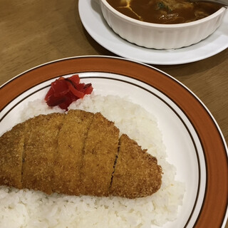 街の小さなレストラン 9.9.9_1