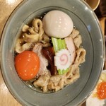 だしと麺 遊泳 - 油そば(味玉)