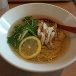 台湾点心房 - 料理写真:水菜と鶏のつゆそば