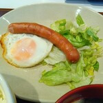すき家 - ソーセージエッグ朝食