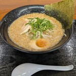 ゆにろーず - 料理写真:にんたまラーメン醤油