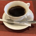 トラットリア・ラ・ヴェントゥーラ - コーヒー又は紅茶又はエスプレッソが選べます