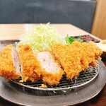 厚切りとんかつ 厚とん - 