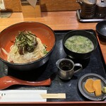 炎の舞 らくい - 藁焼きかつおのタレタタキ丼