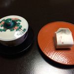 山中温泉　花紫 - お茶菓子