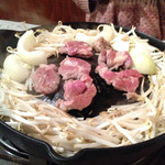 Horumon Toonojuku - 肉によって鍋を変えています