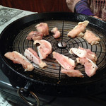 ホルモン　遠野塾 - 鶏ナンコツと和牛ホルモン