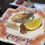 鮨和さび - 白甘鯛の鱗焼き