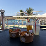 シーサイドガーデン波の上 - 