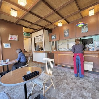 Cafe & Kitchenbar 凛花_2