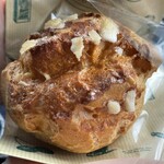 菓子工房 エイボン - 料理写真:境シュー¥200