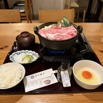 壽喜燒與牛肉拌飯 Momoshiki - 