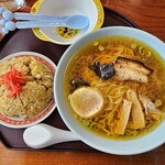 食べ処谷地 - 料理写真:谷地ラーメンセット（醤油ラーメン＋半チャーハン）950円