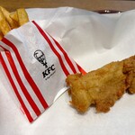 ケンタッキーフライドチキン - 料理写真:まるかじりケンタ 290円、カーネルクランチポテトS 290円