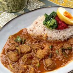 ワインと薪料理の店 piano - ランチで大人気のスパイスカレー！
