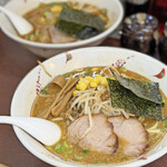 らいおん - 料理写真:らいおんらーめん（しょうゆ）