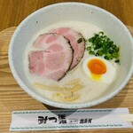 ラーメン家 みつ葉  - 料理写真: