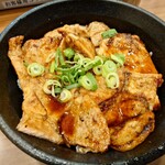 炭焼豚丼専門店 豚めし家 - 