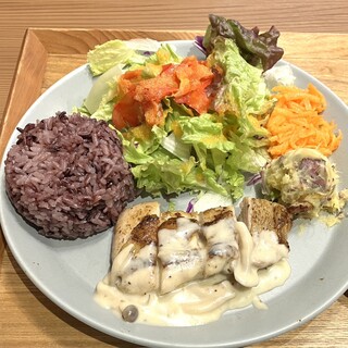 カフェ&ダイニングみのりみのる_0