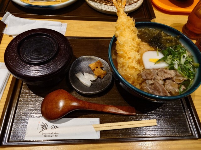 Shiro Kitsune - Izumi Chuo/Udon (Wheat noodles) | Tabelog