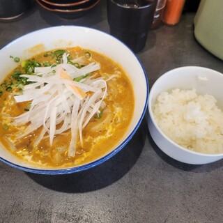 ジャパニーズ カリー ウドン 天晴_0