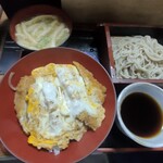 満留賀 - 料理写真:本日の日替わりランチ カツ丼に冷たいお蕎麦