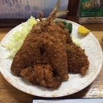 にし与 - あじフライ・白身魚フライ・いかフライ